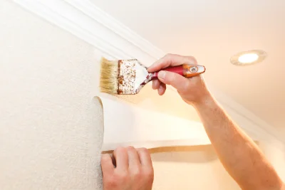 Pose de papier peint à Pornichet — revêtements muraux et toiles de verre